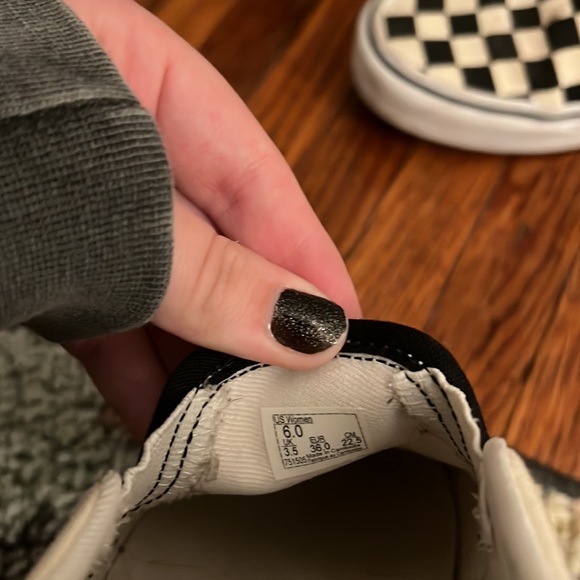 Checkered vans - Picture 2 of 2